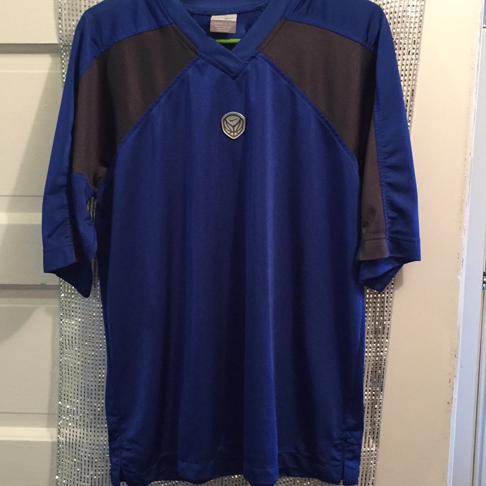 Nike Basketball Shirt